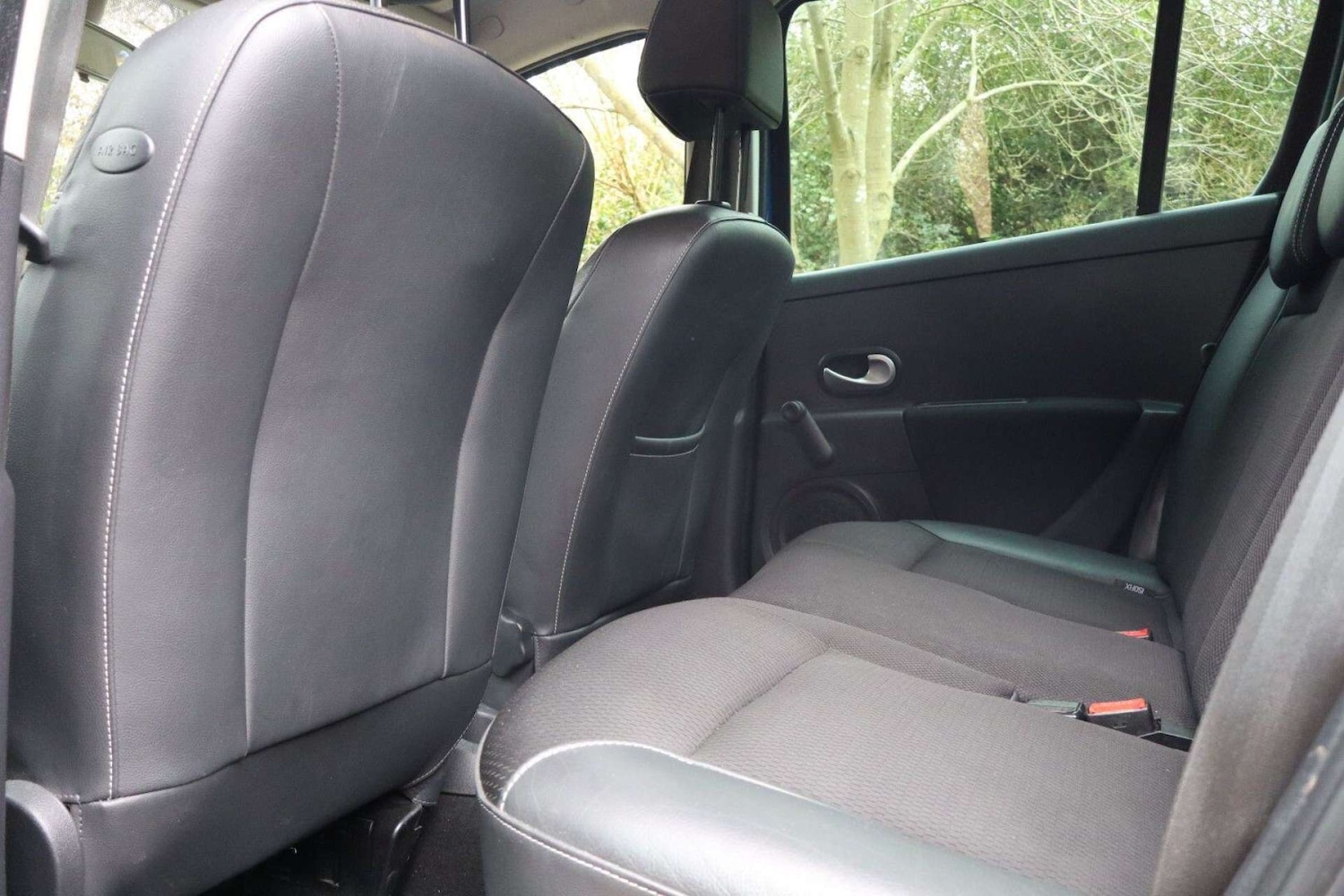 Used Renault Clio 2008 for sale - 77910121: Photo 20