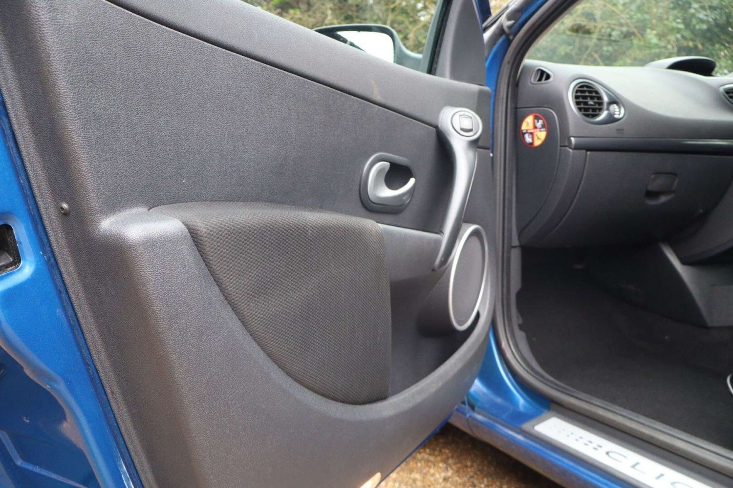 Used Renault Clio 2008 for sale - 77910121: Photo 26