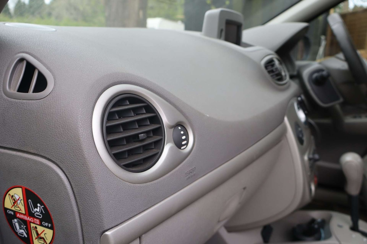 Used Renault Clio 2010 for sale - 78106700: Photo 16