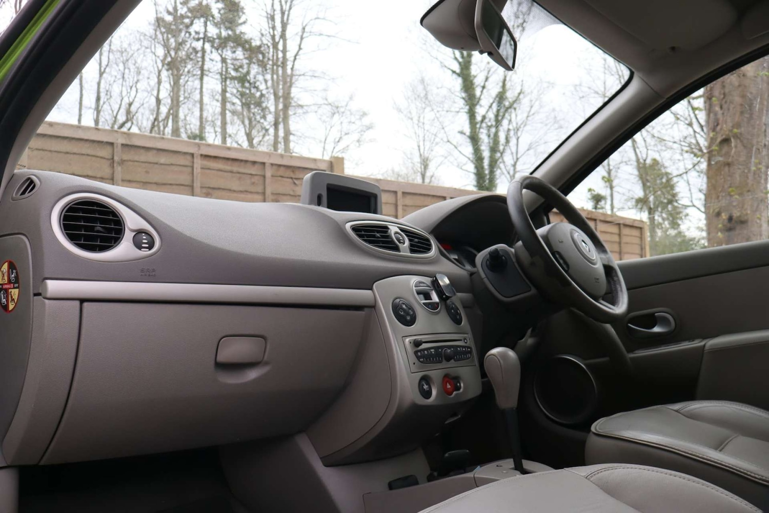 Used Renault Clio 2010 for sale - 78106700: Photo 32