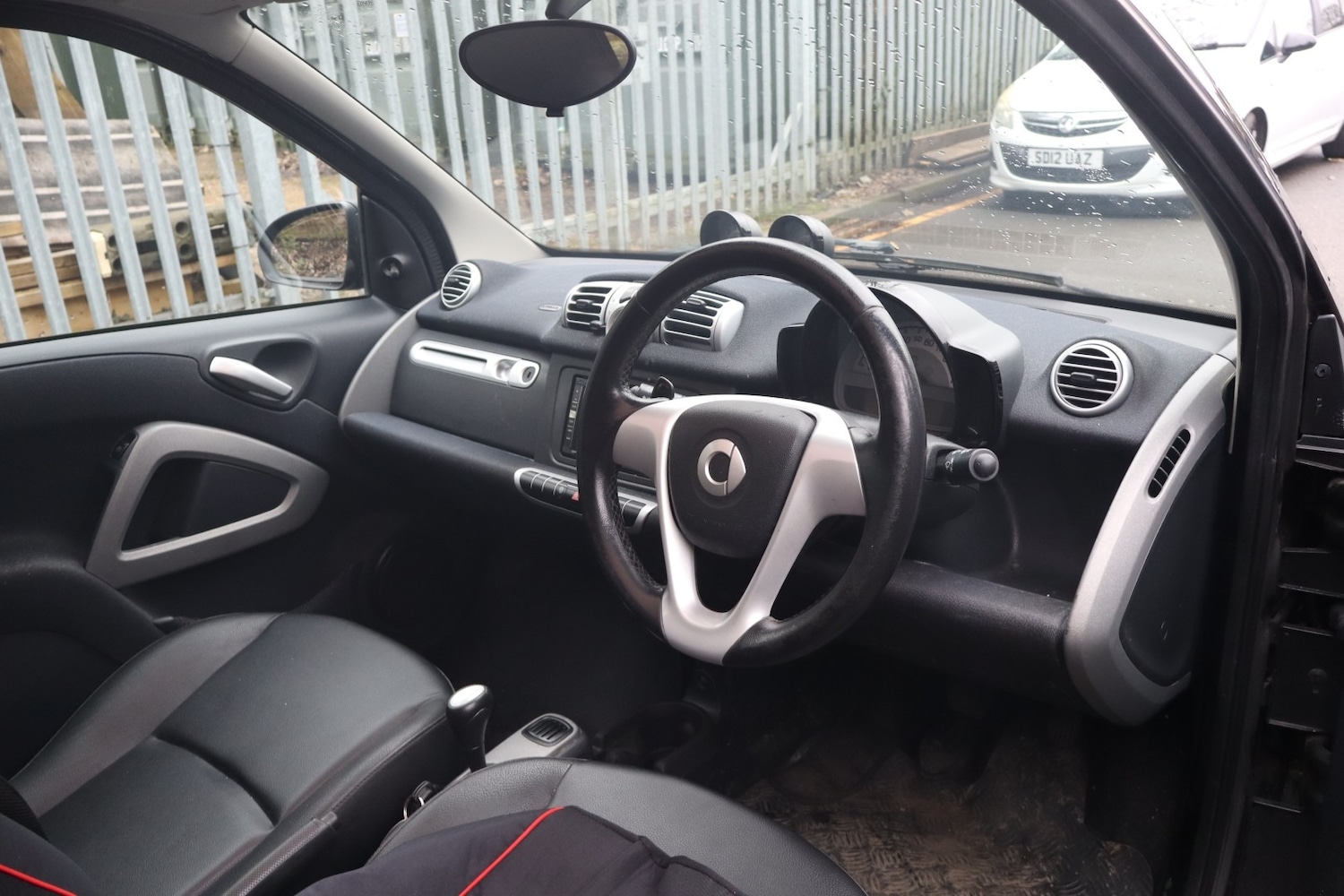 Used smart fortwo 2014 for sale - 77604066: Photo 4