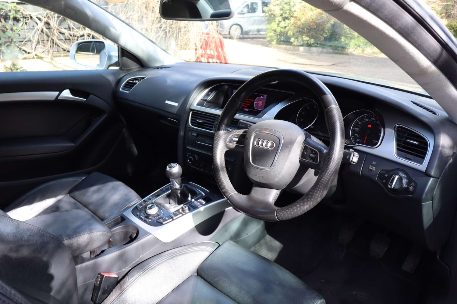 Used Audi A5 2011 for sale - 77916362: Photo 4