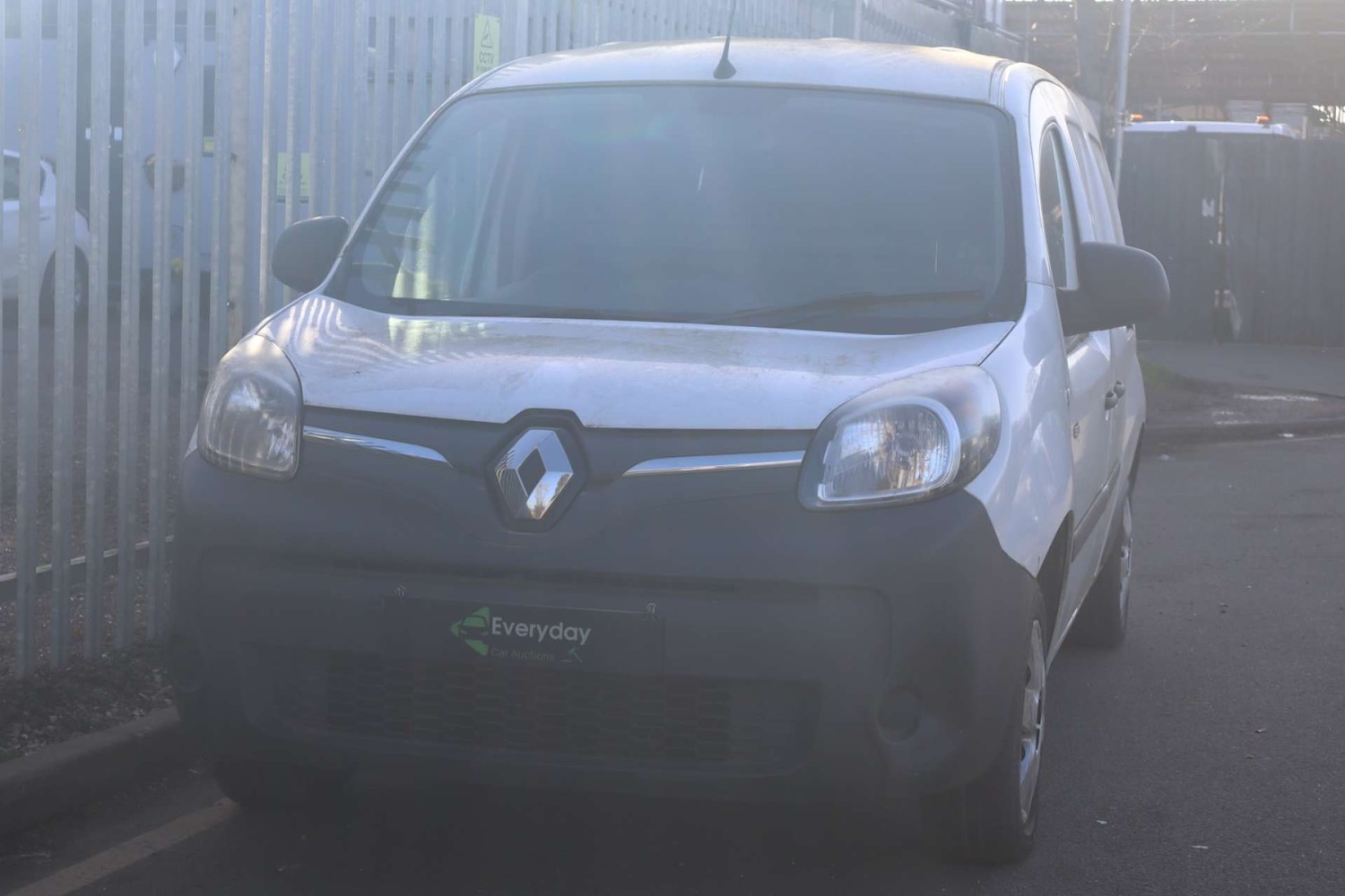 Used Renault Kangoo 2017 for sale - 77920800: Photo 2