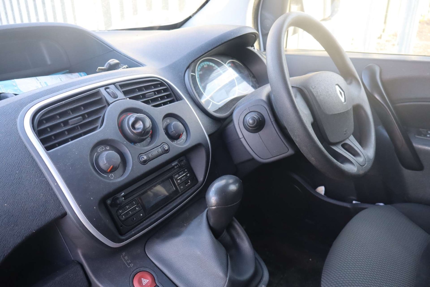 Used Renault Kangoo 2017 for sale - 77920800: Photo 8