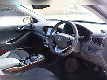 Used Hyundai IONIQ 2017 for sale - 77888751: Photo