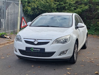 Used Vauxhall Astra 2011 for sale - 76287335: Photo