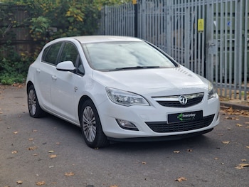 Used Vauxhall Astra 2011 for sale - 76287335: Photo