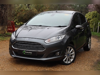 Used Ford Fiesta 2015 for sale - 77789201: Photo