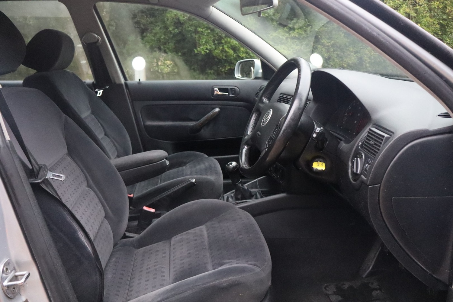 Used Volkswagen Golf 2002 for sale - 77282493: Photo 3