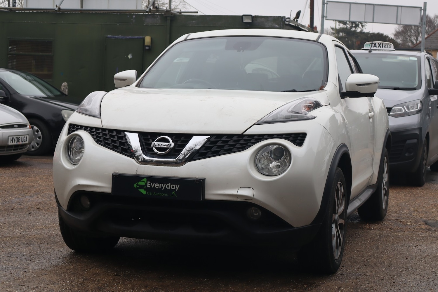 Used Nissan Juke 2016 for sale - 77323740: Photo 2