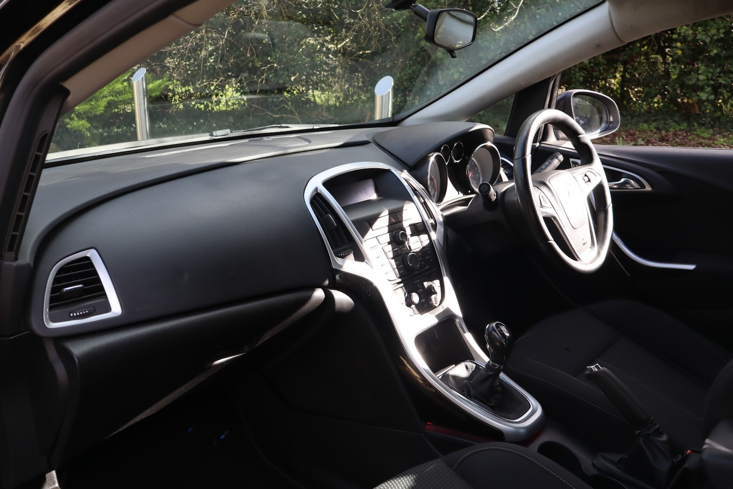 Used Vauxhall Astra 2013 for sale - 77650780: Photo 4