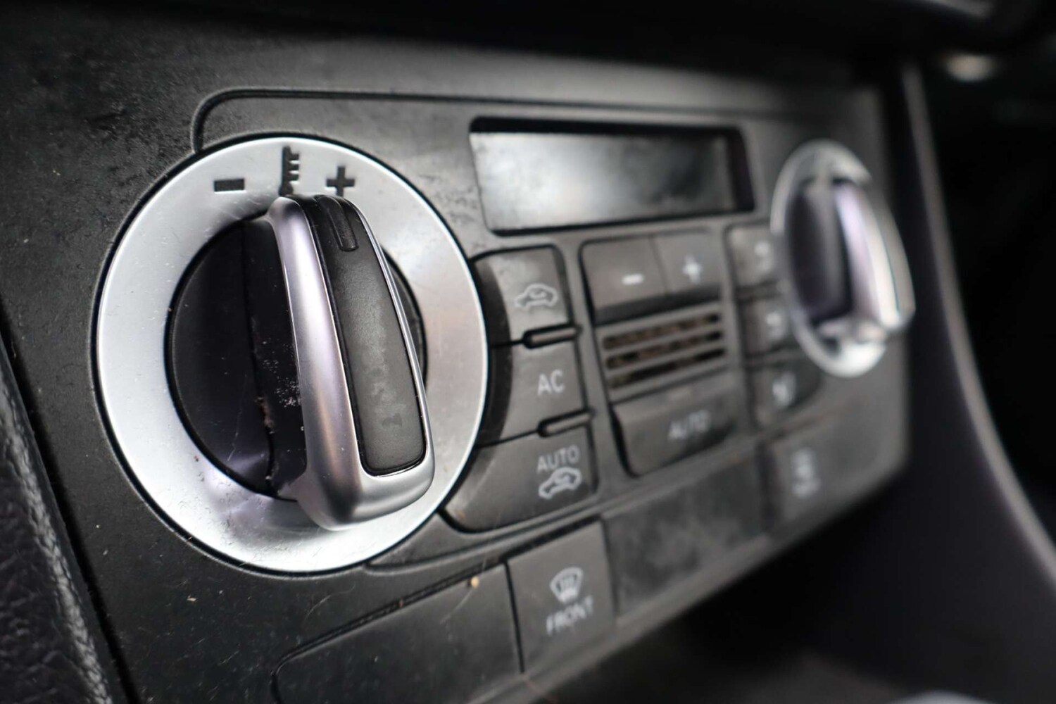 Used Audi Q3 2012 for sale - 78108339: Photo 27