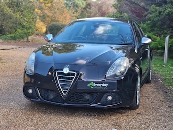 Used Alfa Romeo Giulietta 2012 for sale - 76807190: Photo
