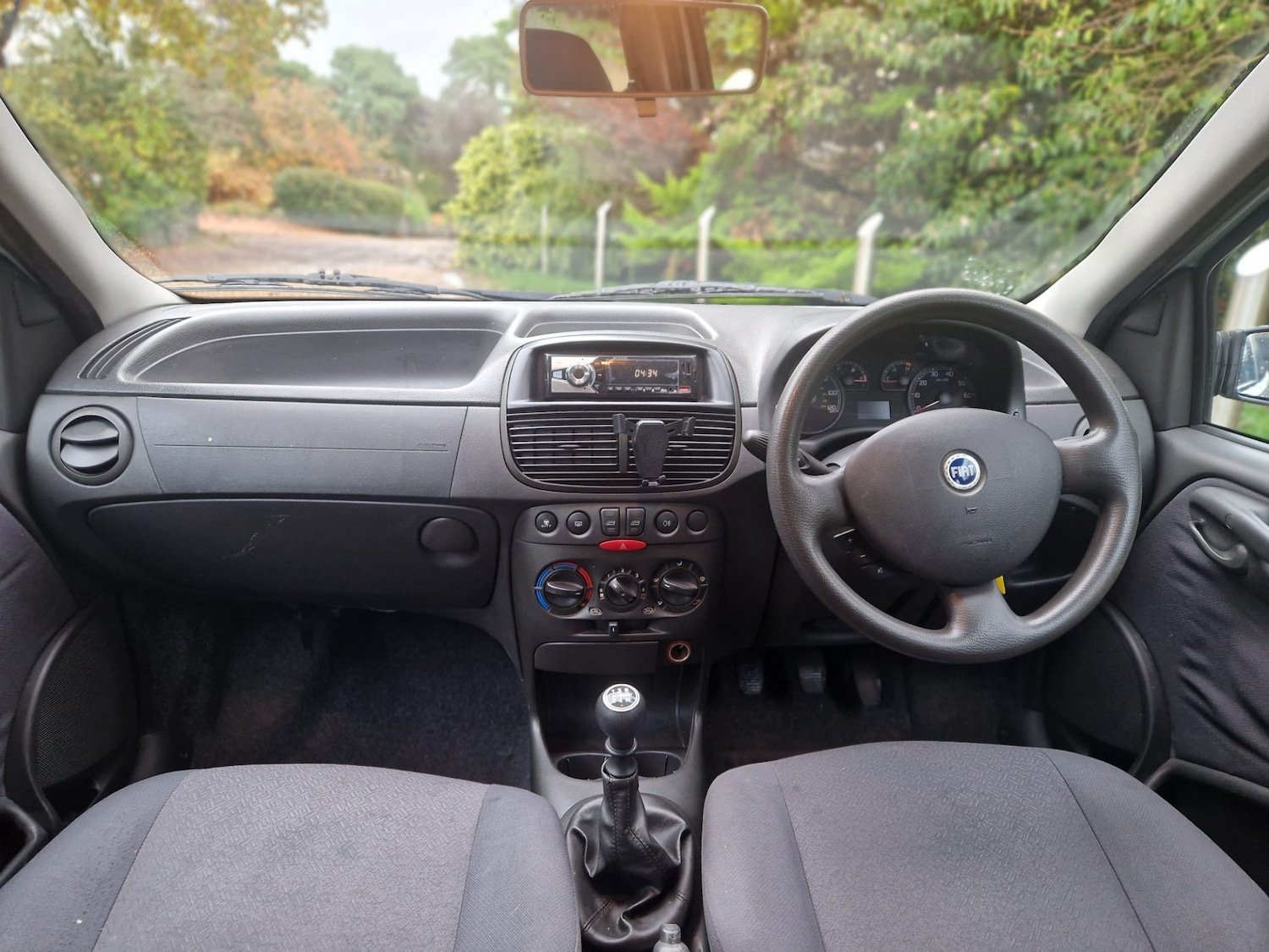 Used Fiat Punto 2004 for sale - 76533615: Photo 16