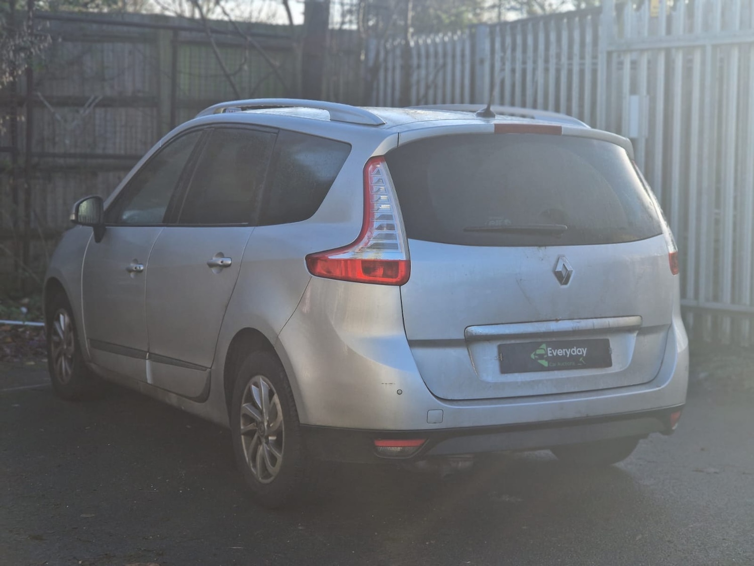 Used Renault Grand Scenic 2016 for sale - 76904743: Photo 12