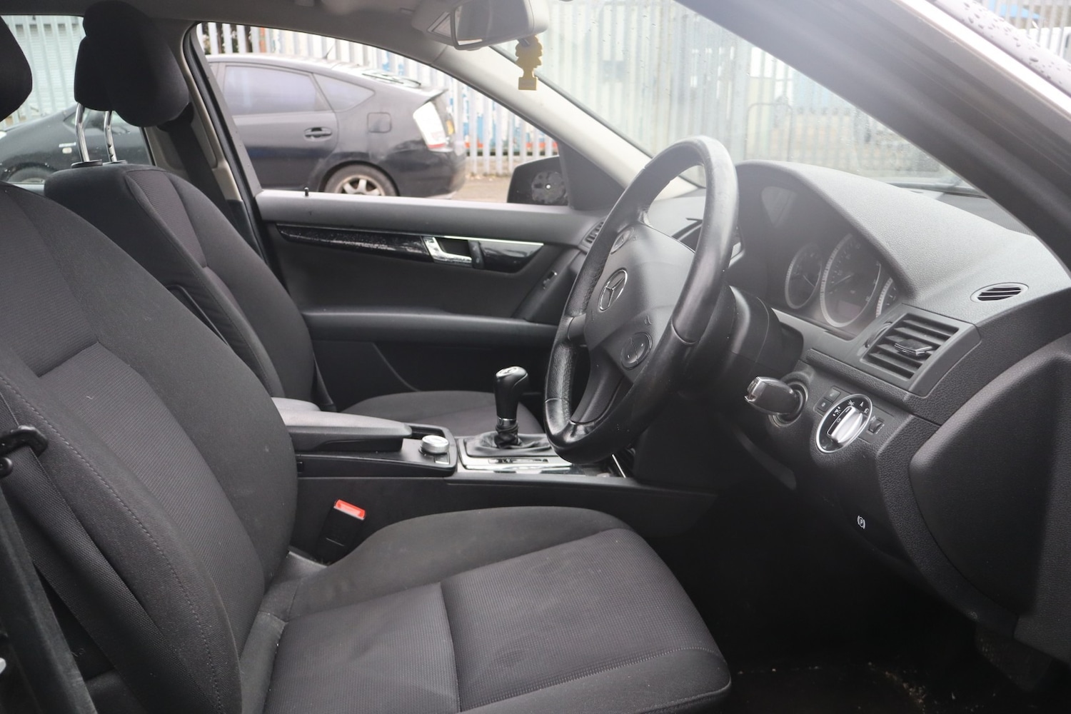 Used Mercedes-Benz C Class 2011 for sale - 77284003: Photo 8