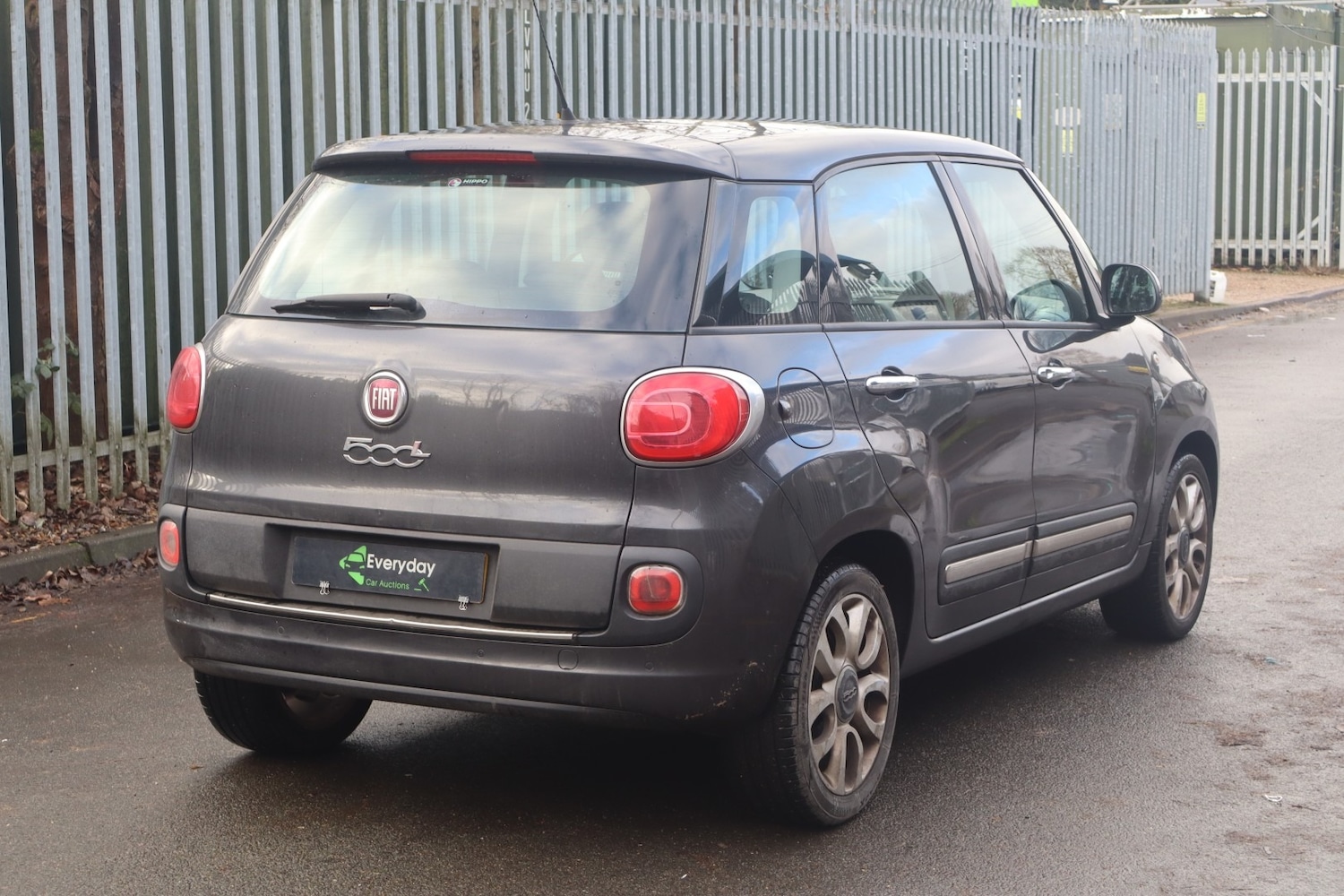 Used Fiat 500L 2013 for sale - 77124330: Photo 4