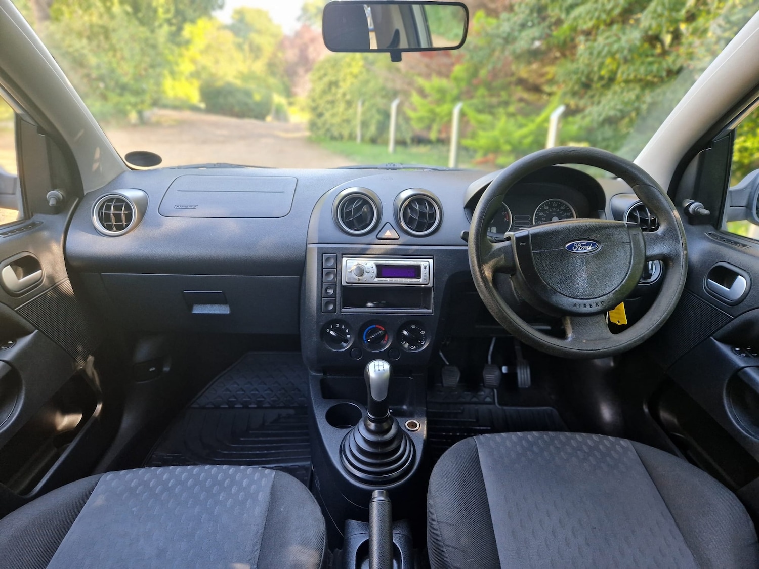 Used Ford Fiesta 2005 for sale - 76005964: Photo 15