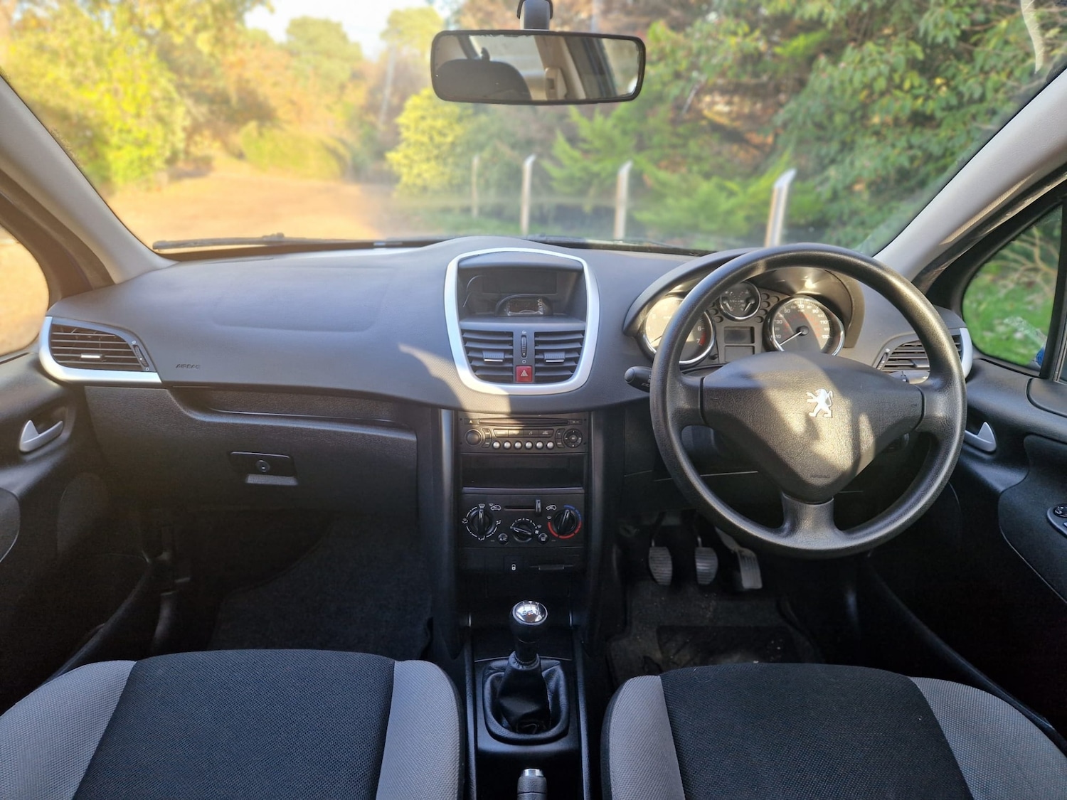 Used Peugeot 207 2007 for sale - 76613544: Photo 13