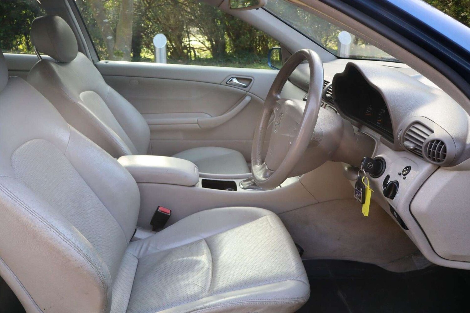 Used Mercedes-Benz C Class 2003 for sale - 77910129: Photo 18