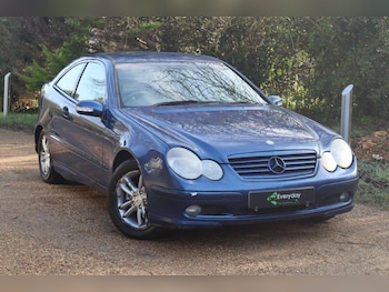 Used Mercedes-Benz C Class 2003 for sale - 77910129: Photo