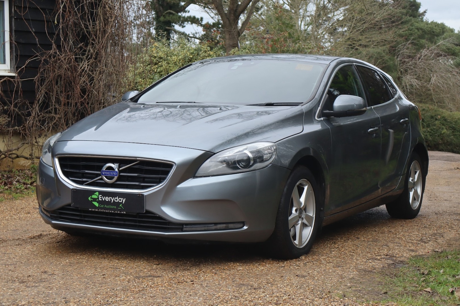 Used Volvo V40 2015 for sale - 77502925: Photo 9