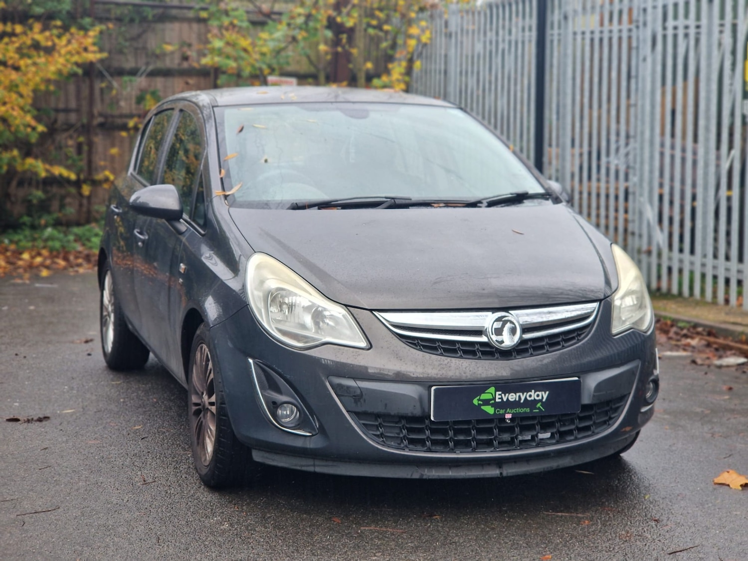 Used Vauxhall Corsa 2013 for sale - 76531581: Photo 3
