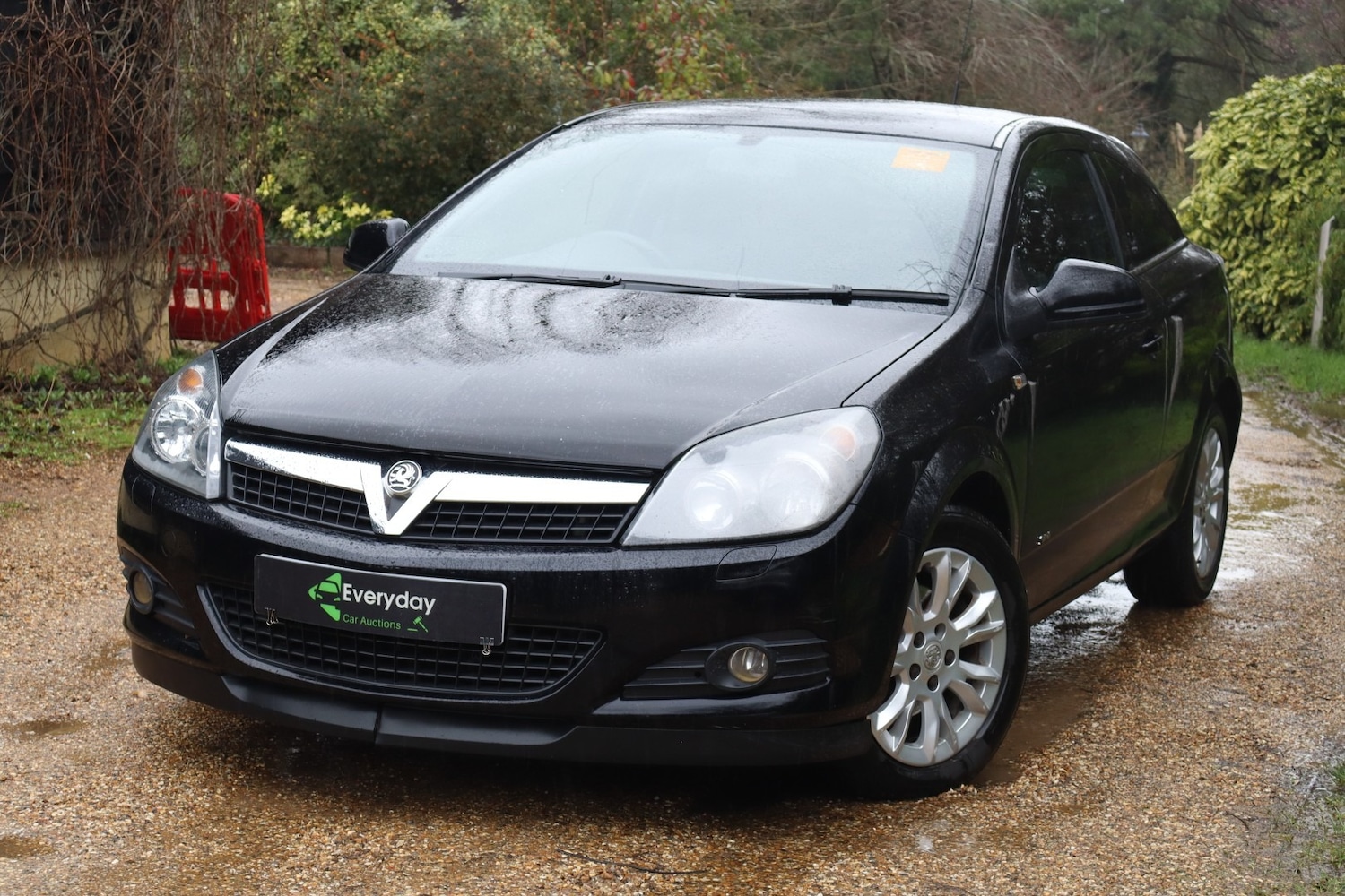 Used Vauxhall Astra 2011 for sale - 77701058: Photo 2