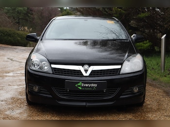 Used Vauxhall Astra 2011 for sale - 77701058: Photo