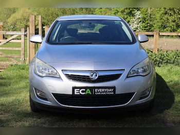 Used Vauxhall Astra 2010 for sale - 78412447: Photo