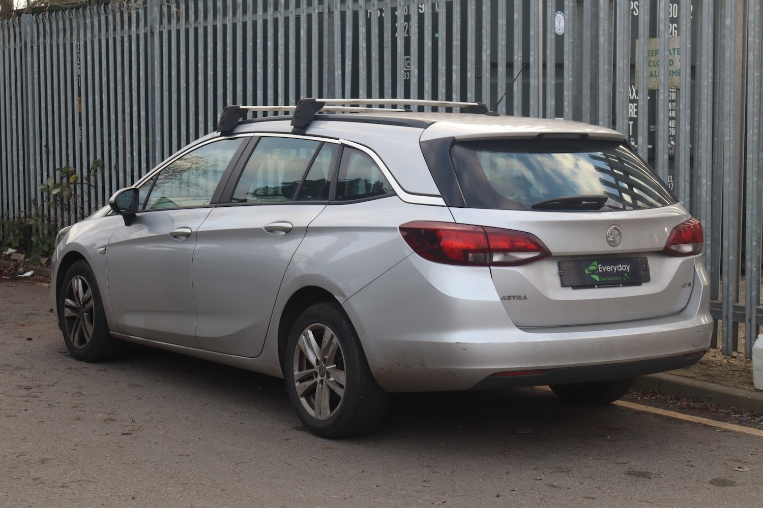Used Vauxhall Astra 2017 for sale - 77045349: Photo 11