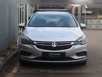 Used Vauxhall Astra 2017 for sale - 77045349: Photo