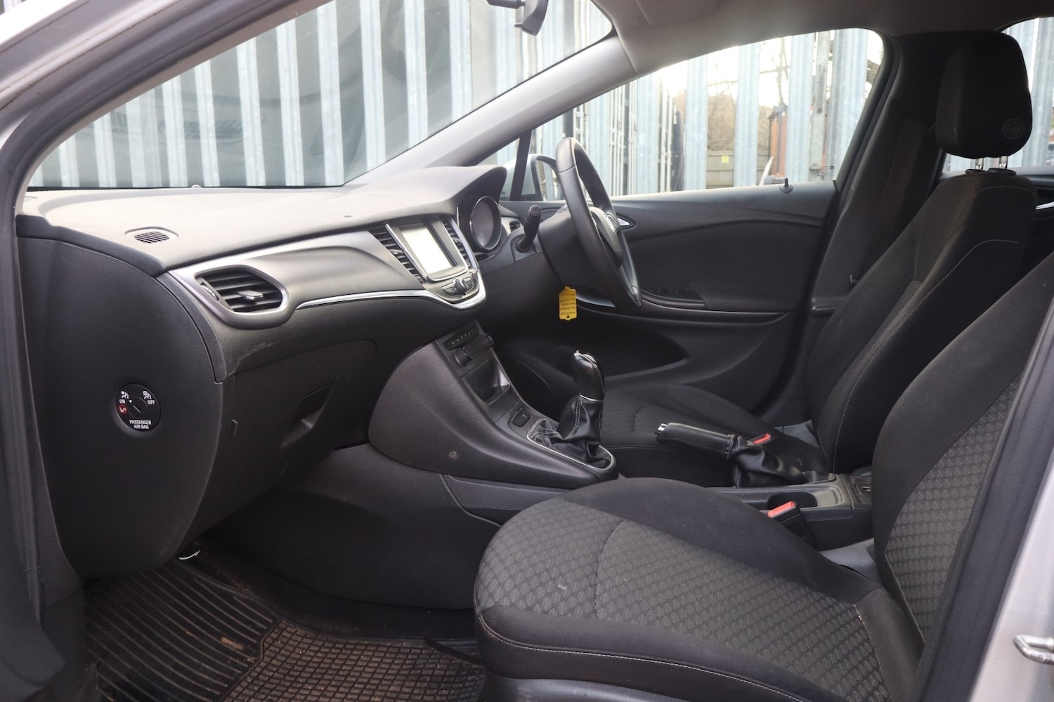 Used Vauxhall Astra 2017 for sale - 77045349: Photo 5