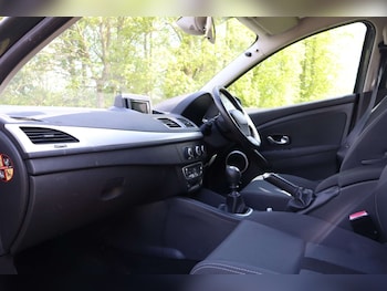 Used Renault Megane 2011 for sale - 78411606: Photo