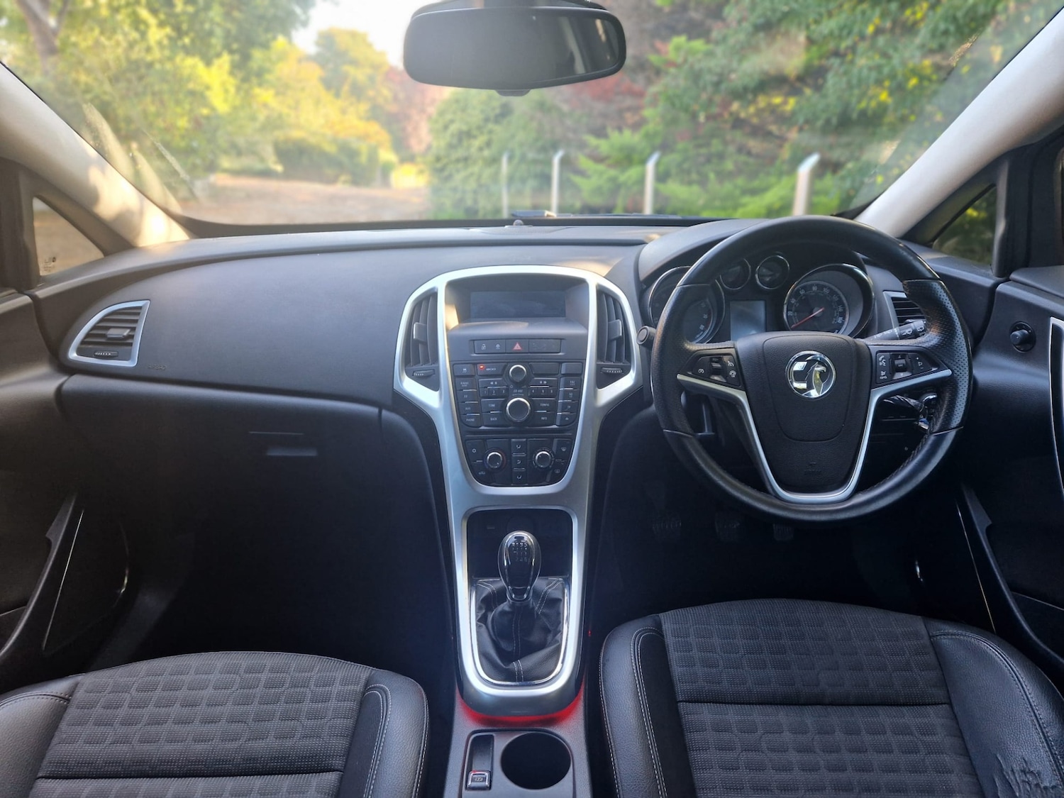 Used Vauxhall Astra GTC 2012 for sale - 76101013: Photo 17
