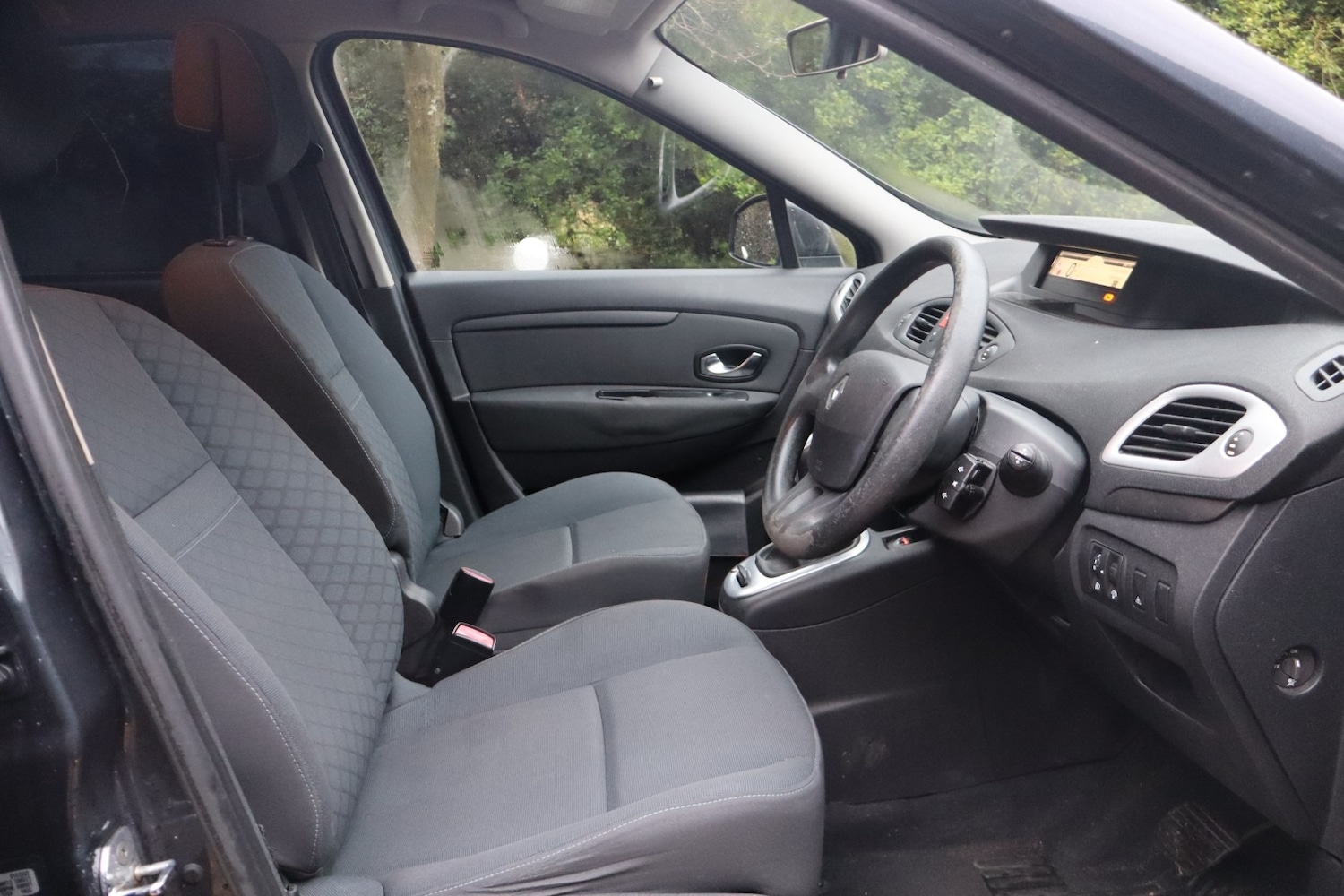 Used Renault Scenic 2009 for sale - 77274147: Photo 18