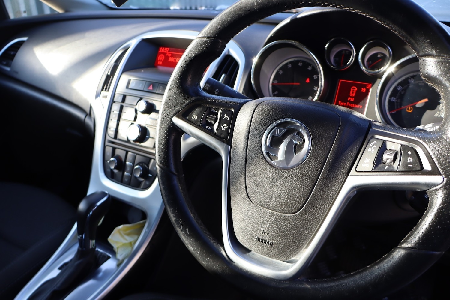 Used Vauxhall Astra 2014 for sale - 76650691: Photo 22