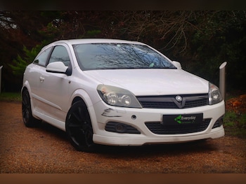 Vauxhall Astra feature image