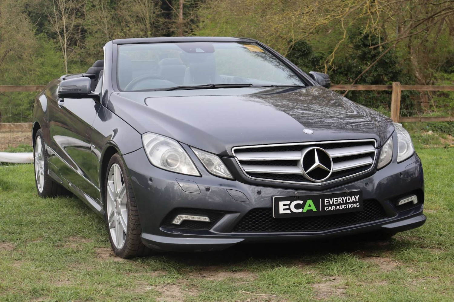 Used Mercedes-Benz E Class 2010 for sale - 78210400: Photo 11