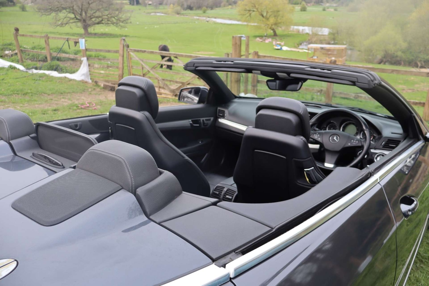 Used Mercedes-Benz E Class 2010 for sale - 78210400: Photo 38