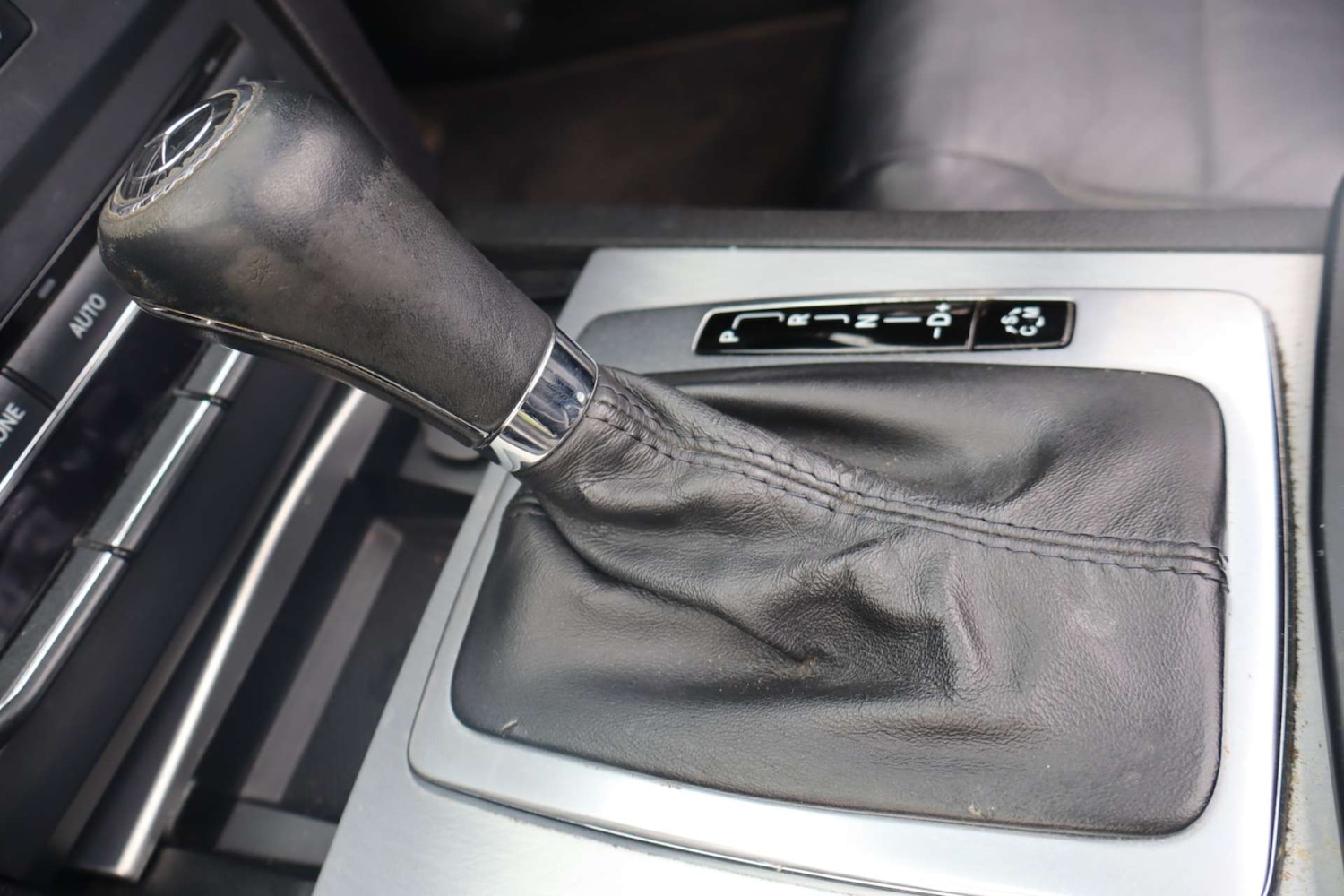 Used Mercedes-Benz E Class 2010 for sale - 78210400: Photo 42