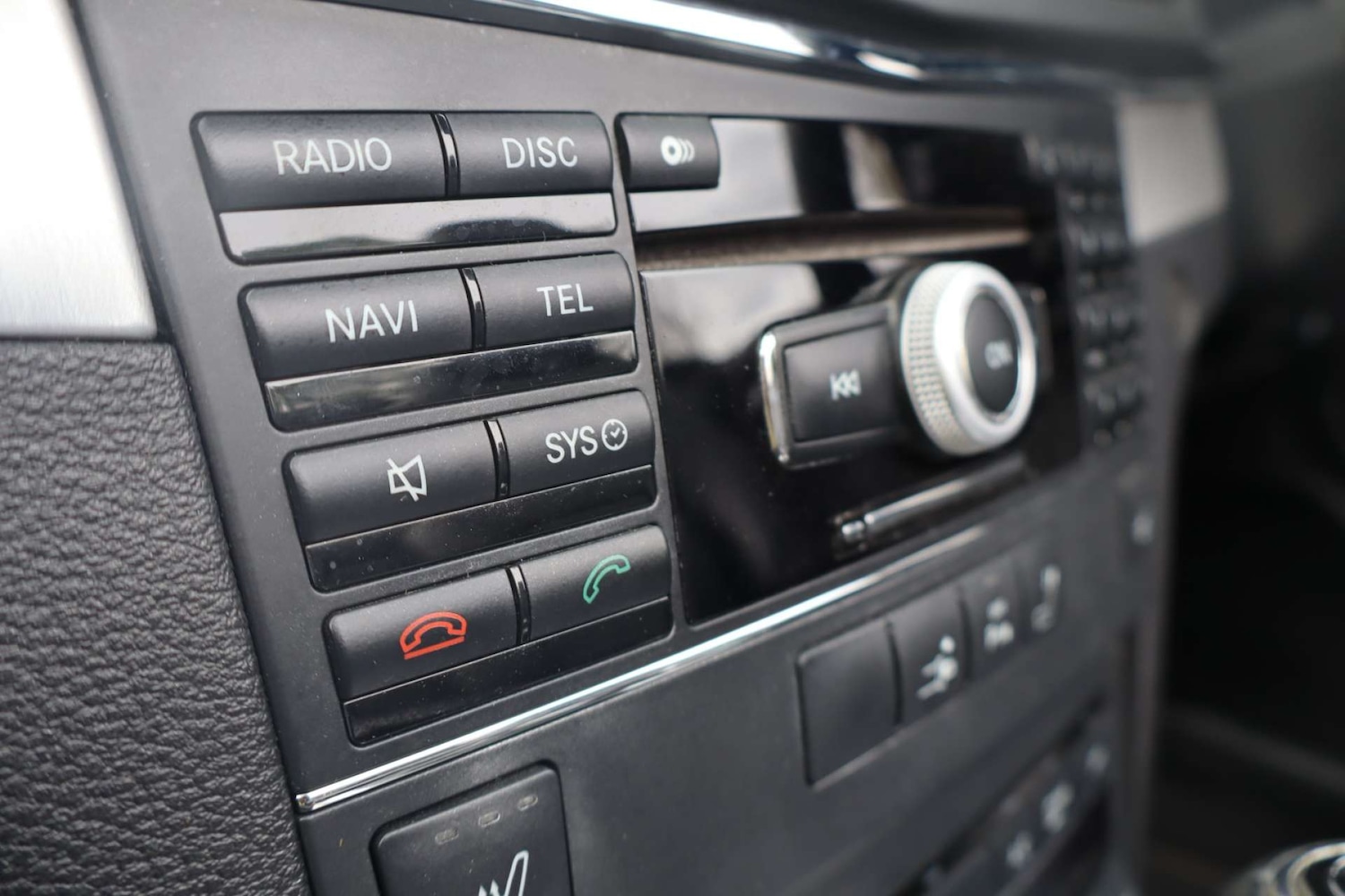 Used Mercedes-Benz E Class 2010 for sale - 78210400: Photo 44