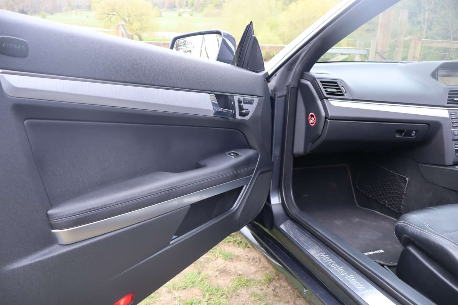 Used Mercedes-Benz E Class 2010 for sale - 78210400: Photo 46