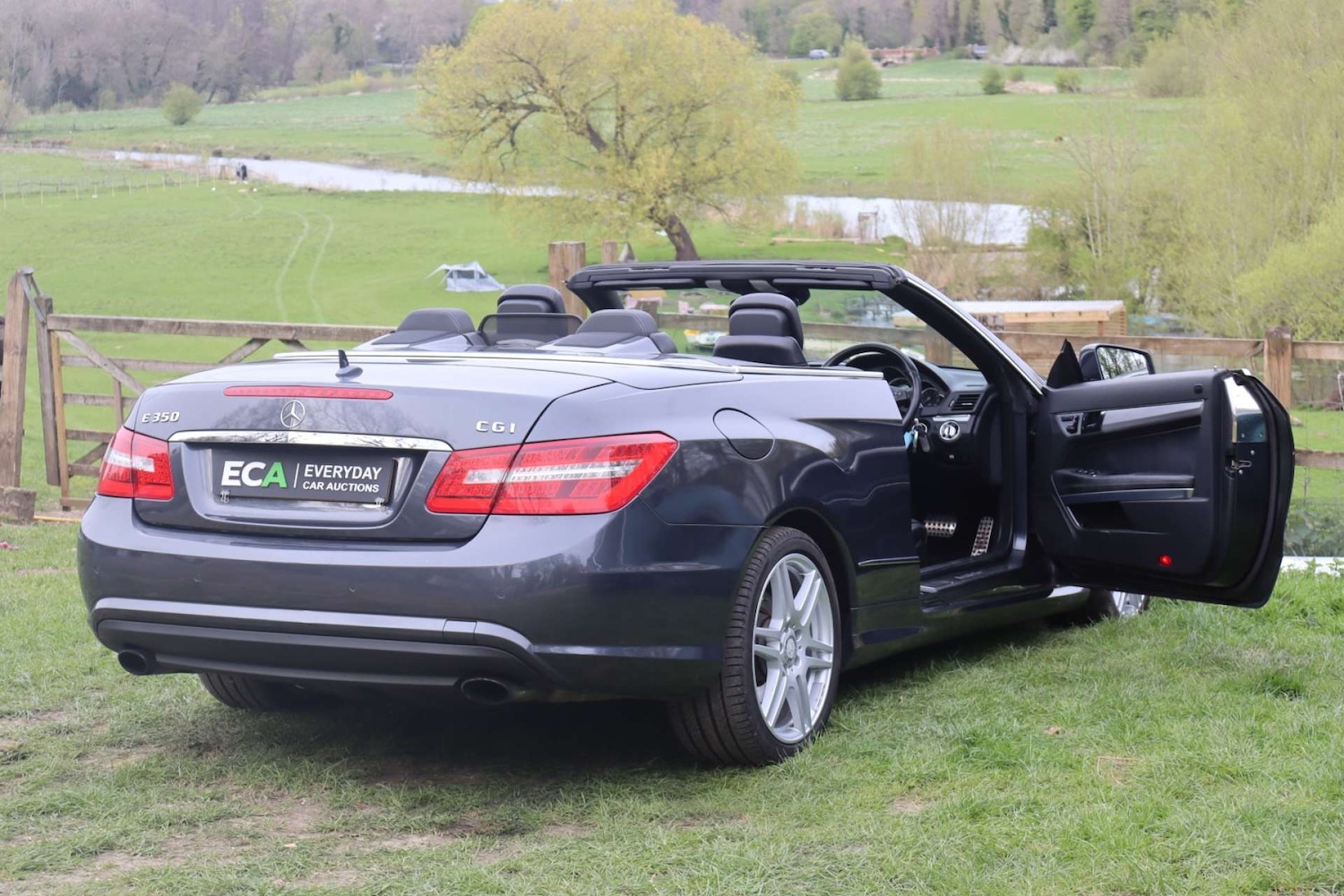 Used Mercedes-Benz E Class 2010 for sale - 78210400: Photo 5