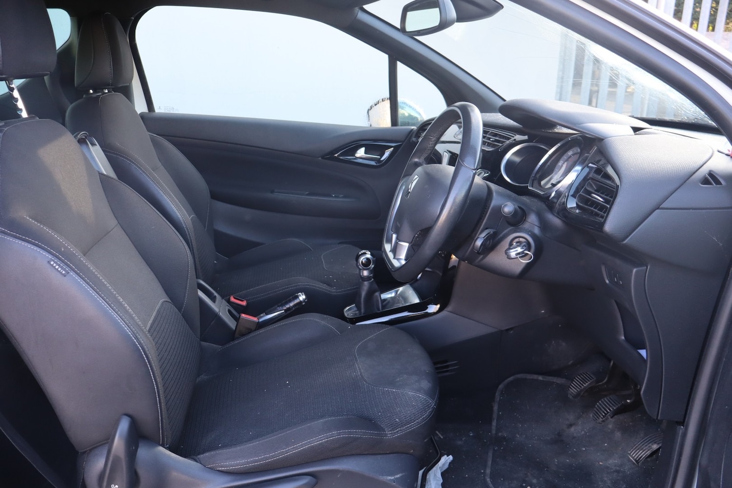 Used Citroen DS3 2013 for sale - 77567384: Photo 9