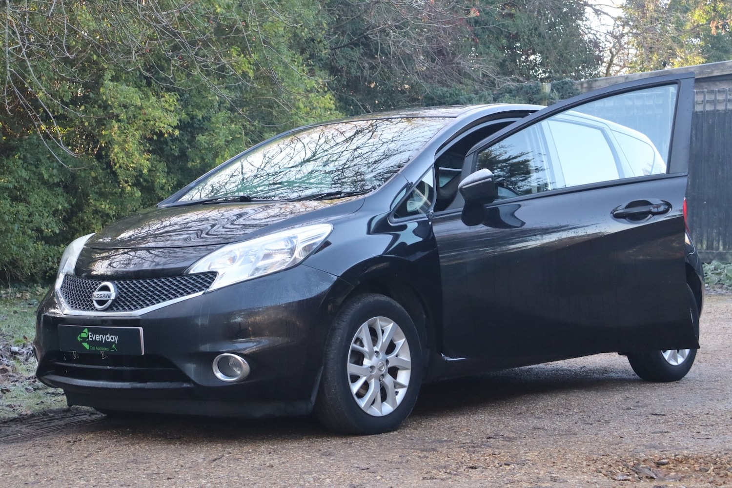 Used Nissan Note 2015 for sale - 76705921: Photo 2