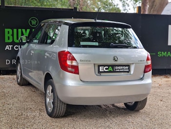 Used Skoda Fabia 2014 for sale - 79369939: Photo