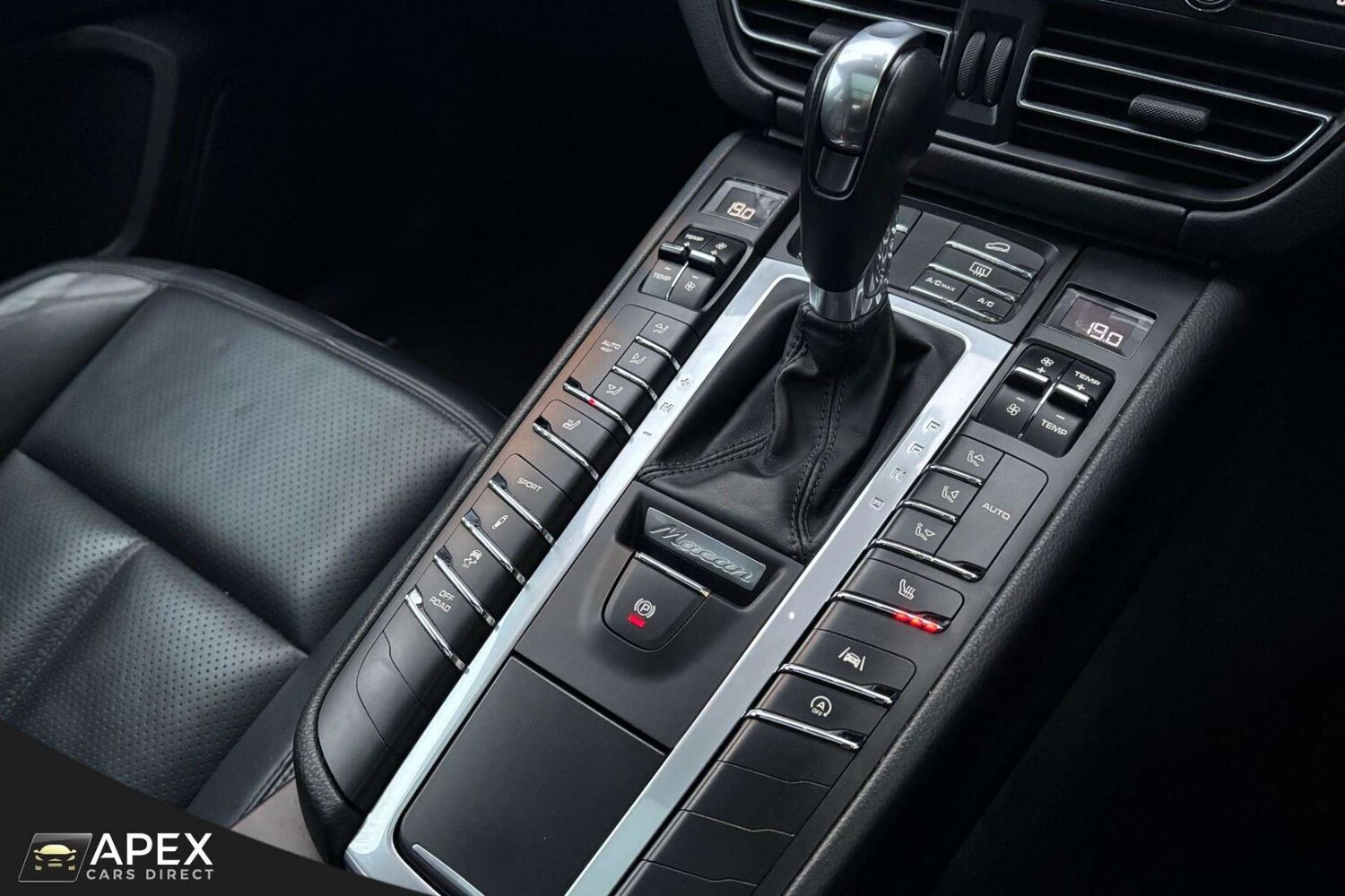 Used Porsche Macan 2020 for sale - 77901553: Photo 27