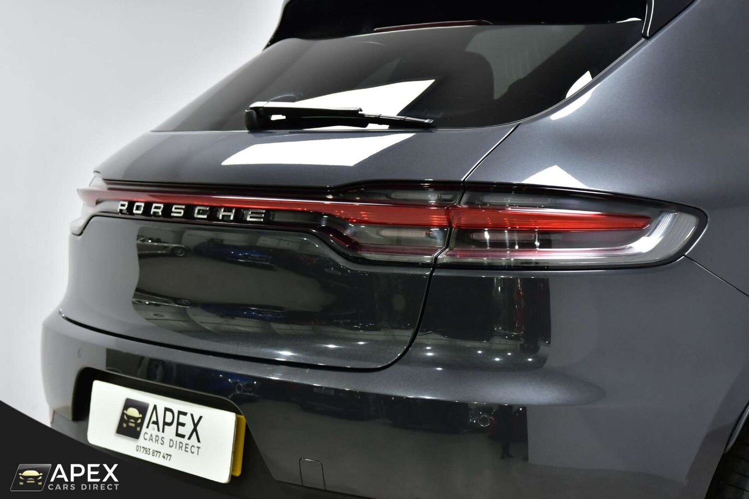 Used Porsche Macan 2020 for sale - 77901553: Photo 30