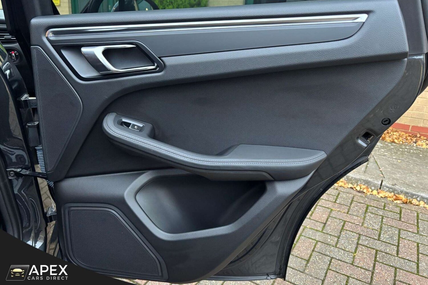 Used Porsche Macan 2020 for sale - 77901553: Photo 39